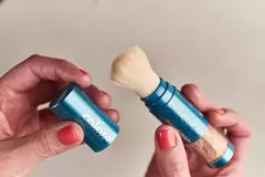 BRUSH ON SHIELD SPF 50 - Dra. Mariela Lucero Skin Care