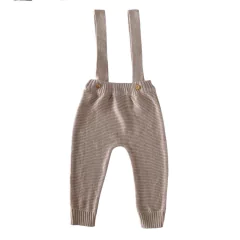 Calça com Suspensório na internet