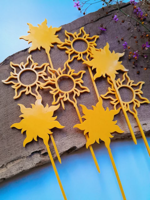 6 Toppers Sol de Rapunzel calado y pleno