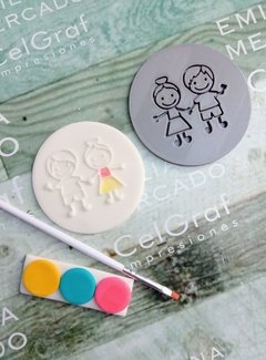 Sello en relieve Niños