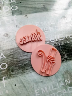 2 Sellos "W" y "Wonka"