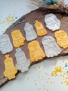 Set x 5 Cortantes Minions - comprar online