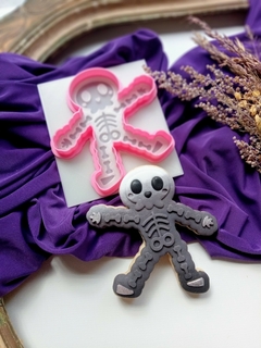 Cortante esqueleto en relieve - comprar online
