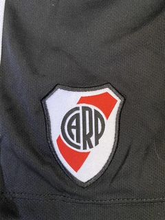 Imagen de Short bermuda clasico River Plate