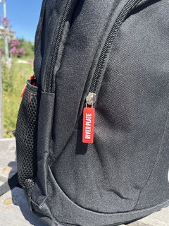 Mochila River plate negra - MILLO STORE