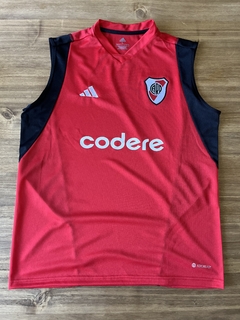 Musculosa River Plate 2024 en internet