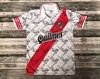 Camiseta Retro River 97'