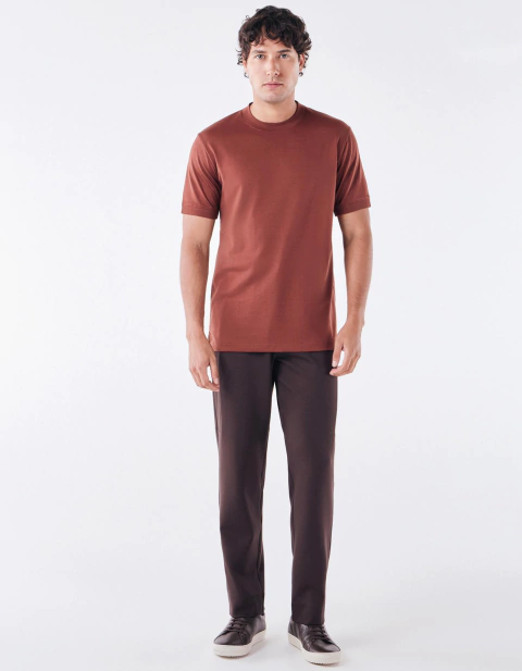 CAMISETA PIMA INTERLOQUE GOLA MÉDIA MARROM - RICARDO ALMEIDA