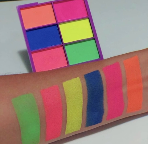 Paleta de sombras Neon Xplose - SP Colors