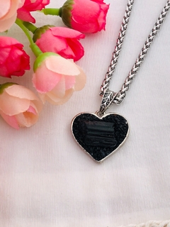 Collar Corazon de Turmalina Negra - Blackbird Fly Accesorios