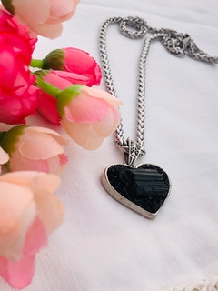 Collar Corazon de Turmalina Negra en internet
