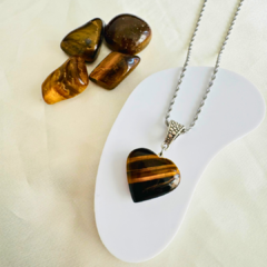 Collar Corazón Grande de Ojo de Tigre - comprar online