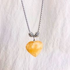 Collar Corazón Mediano de Citrino