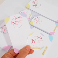 KIT 100 TAGS PARA LAÇOS - Nena Doce Craft