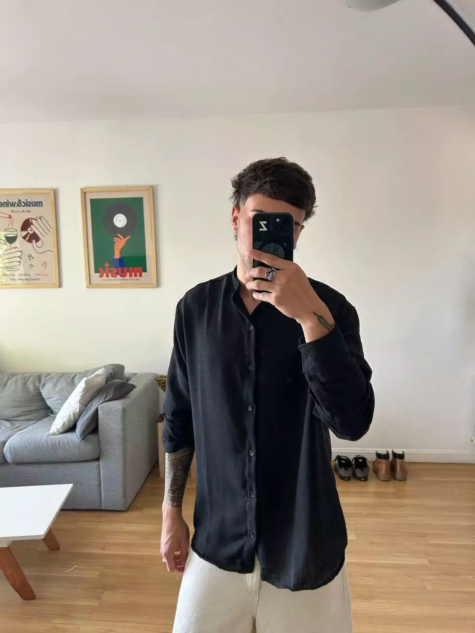 Camisa Atlanta Mao Negra