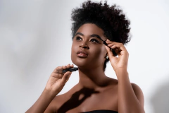 MÁSCARA DE SOBRANCELHAS COR 03 LFPRO na internet