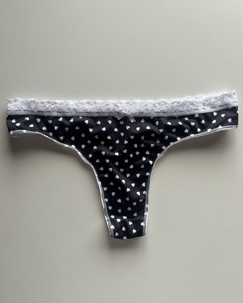 Less puntilla corazones