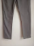 Pantalón H&M gris recto, talle 38 - Lila Feria Americana