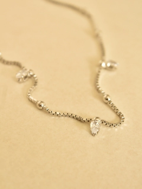 COLAR LILLY RODIO BRANCO