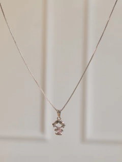 Colar menina com zircônia Rosa