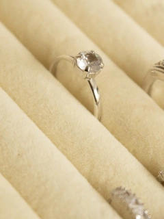 ANEL SOLITÁRIA RODIO BRANCO - comprar online