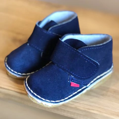 BOTITA DE GAMUZA AZUL CON ABROJO - comprar online