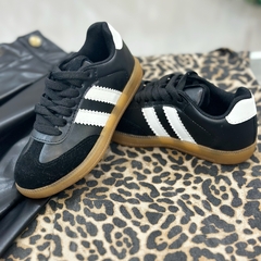 SNEAKER SARA NEGRA