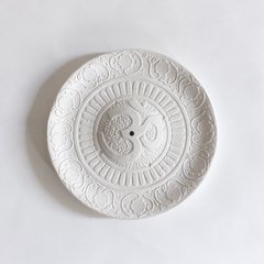 Plato OM PORTA SAHUMERIO - GTDECO