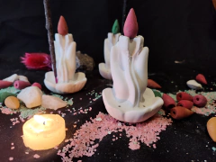Cascada Mano con Flor - comprar online