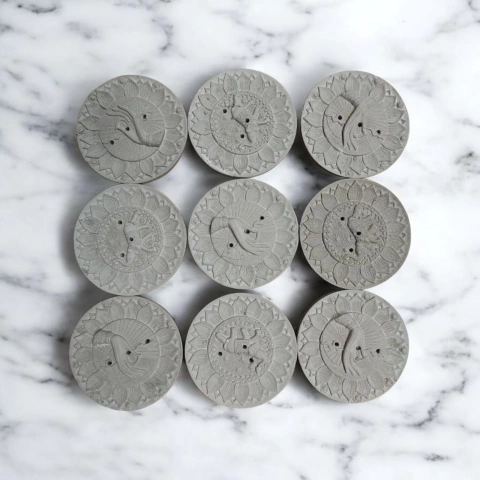 PORTA SAHUMERIO INDIA X 1 UNI (PRODUCTO DE OUTLET CON FALLAS, NO TIENE CAMBIO NI RECLAMOS)