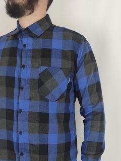 Camisa Helsinque na internet