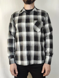 Camisa Oslo na internet