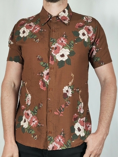 Camisa Tsubaki na internet