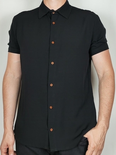 Camisa Âmbar na internet