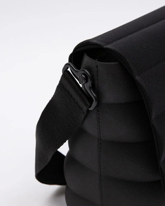 Bolsa Puffer Bag Preto PJ11102 - Oxe Mais Cor