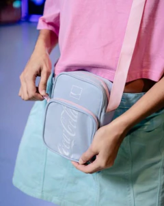 Bolsa Transversal Coca-Cola Soft Azul/Rosa