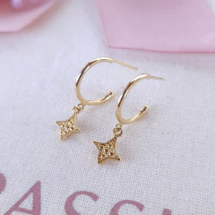 Brinco argola estrela Cód: A120 na internet