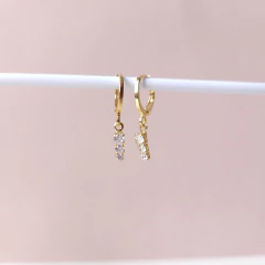 Brinco argola cravejada Cód: A127 na internet