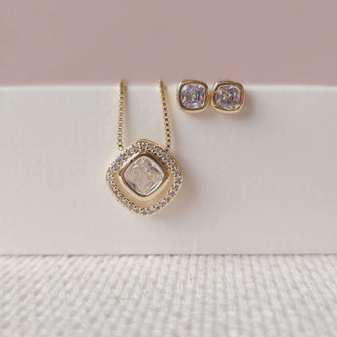 Conjunto quadrado zircônia cristal banho ouro Cód: J100 - comprar online