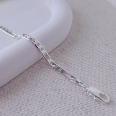 Pulseira masculina prata leve elos fígaro 3X1 5mm Cód: M104 - loja online