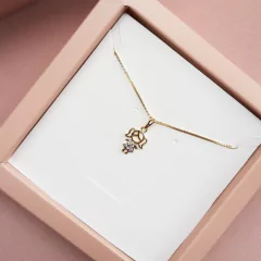 Colar filha menina vestido cravejado dourado Cód: P862 - comprar online