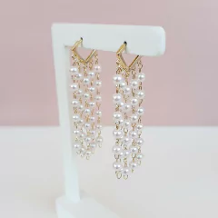 Brinco argola cascata pérola dourado Cód: A104 - comprar online