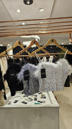Top Taylor shiffon, paillette y plumas importado - tienda online