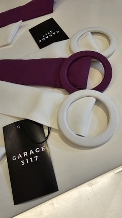 Cinturón Lela de crep con hebilla forrada - GARAGE 3117