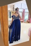 Vestido Zen con manguitas caidas bordado en bustier