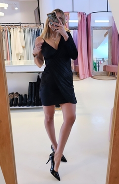 Vestido Sirá chifón 1 sóla manga larga