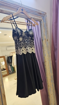 Vestido Romantik busto de Broderie bordado y falda evasé de seda en internet