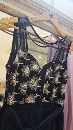 Vestido Marga bustier con transparencias con lazo en internet
