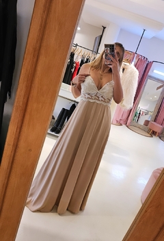 Vestido Victory bustier de encaje y falda de satén