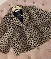 Chaqueta blazer loba animal print piel con bolsillo frente